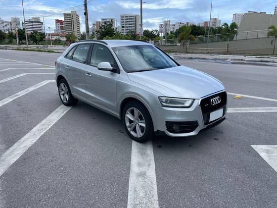 AUDI Q3 2.0 TFSI ATTRACTION QUATTRO 4P GASOLINA S TRONIC
